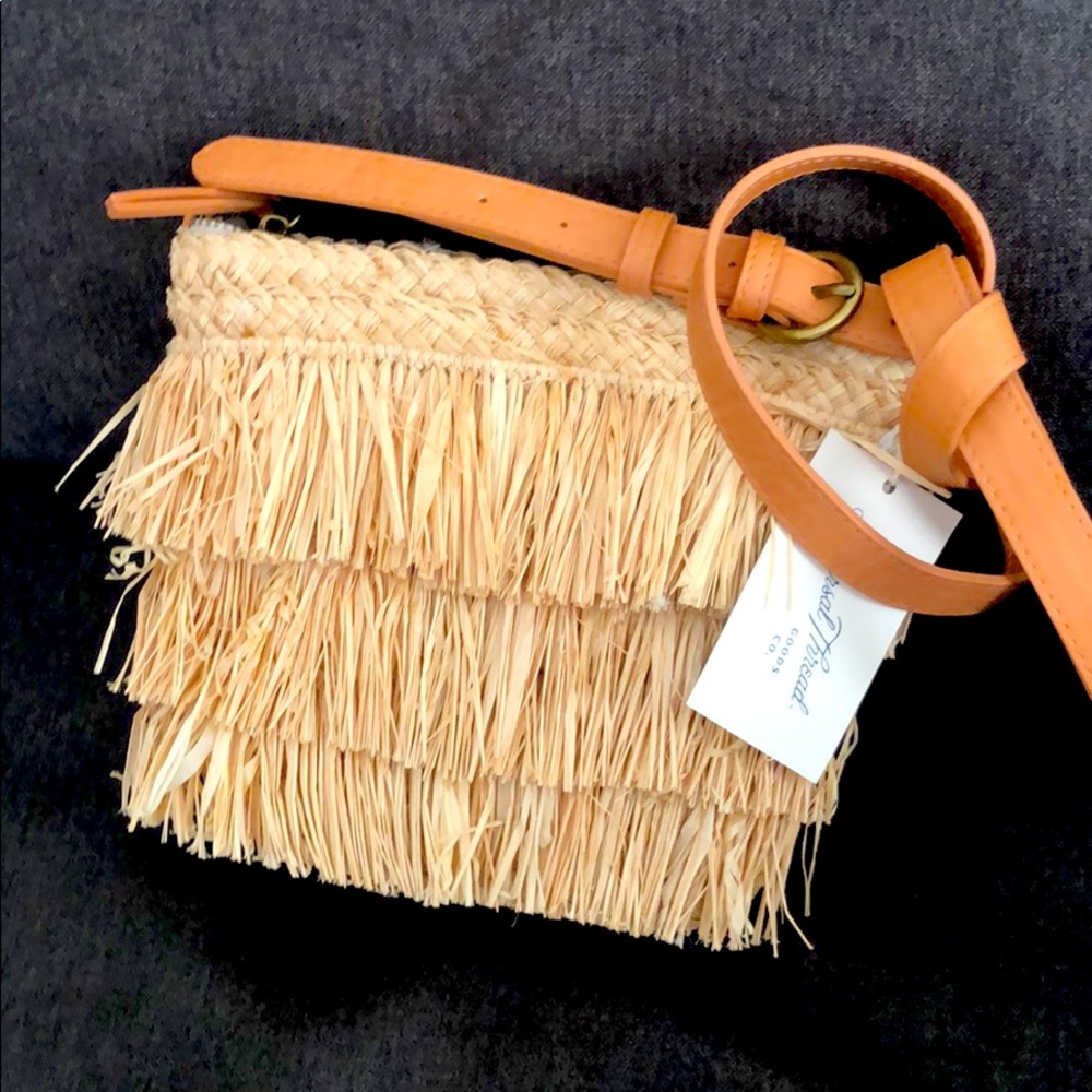 Universal thread purse